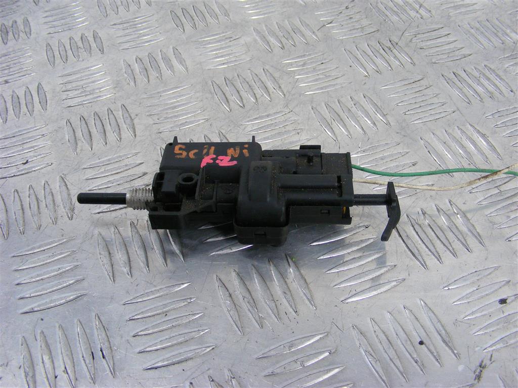 Активатор замка крышки топливного бака Renault Scenic 2 (2003-2009)