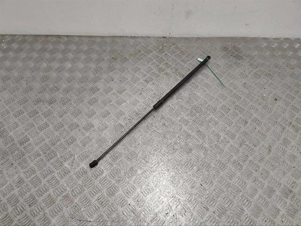 Амортизатор капота