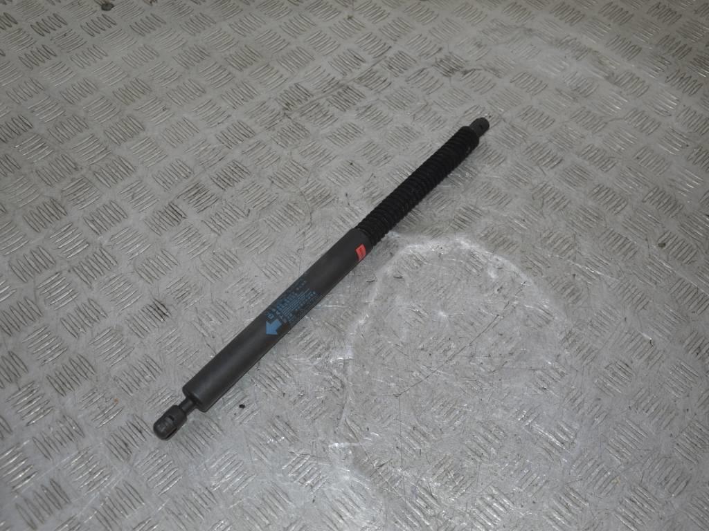 Амортизатор крышки багажника (3-5 двери)
