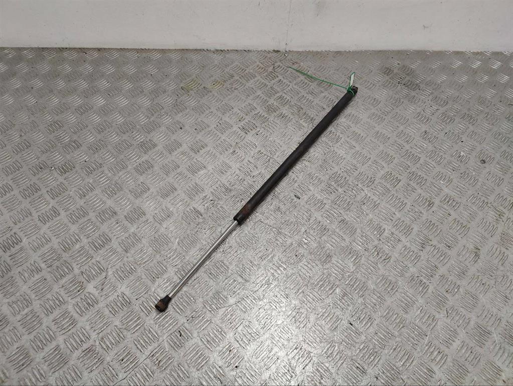 Амортизатор крышки багажника (3-5 двери)