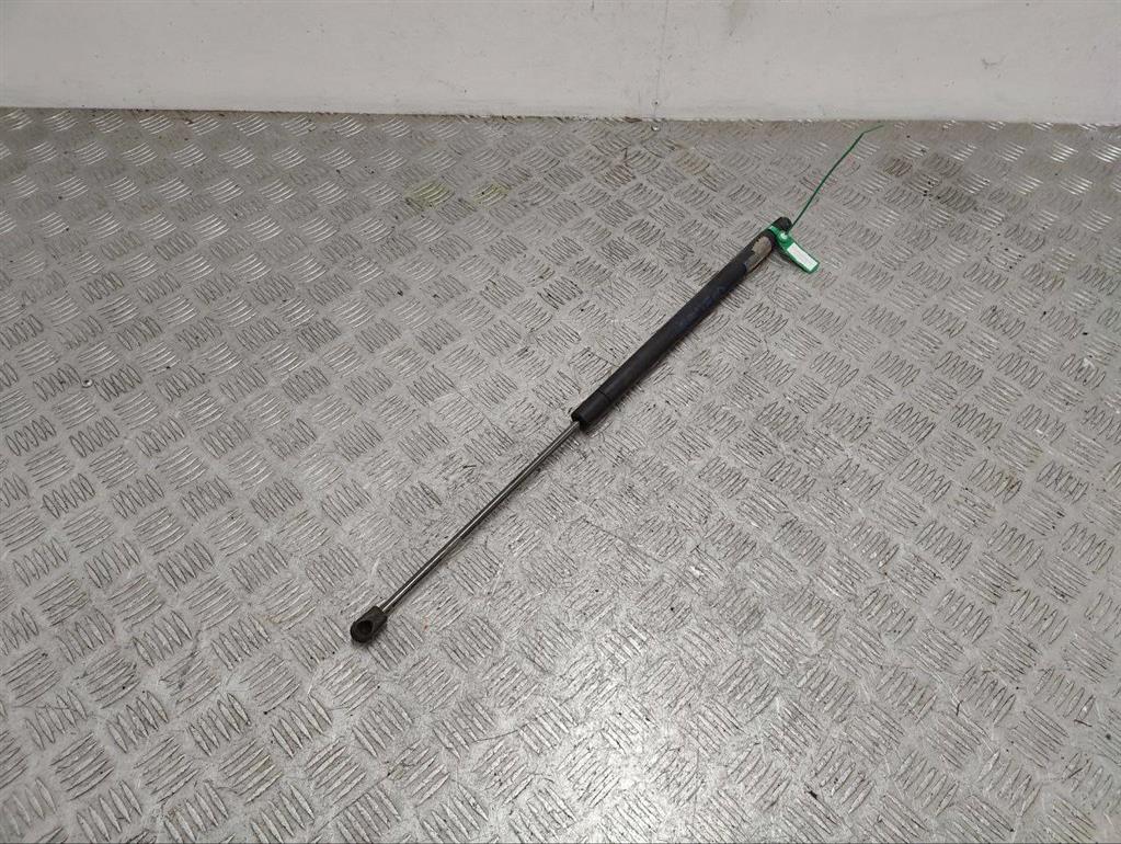 Амортизатор крышки багажника (3-5 двери)