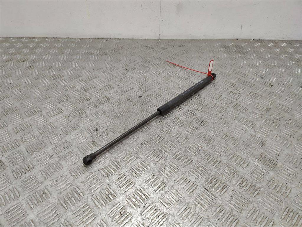 Амортизатор крышки багажника (3-5 двери)