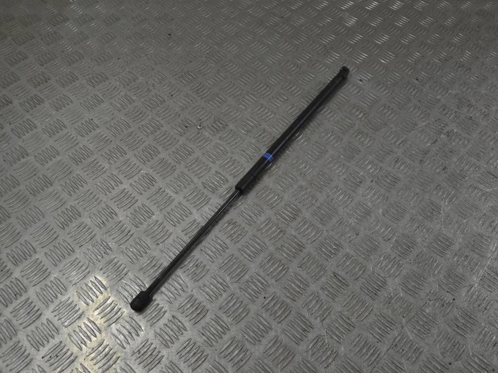 Амортизатор крышки багажника (3-5 двери)