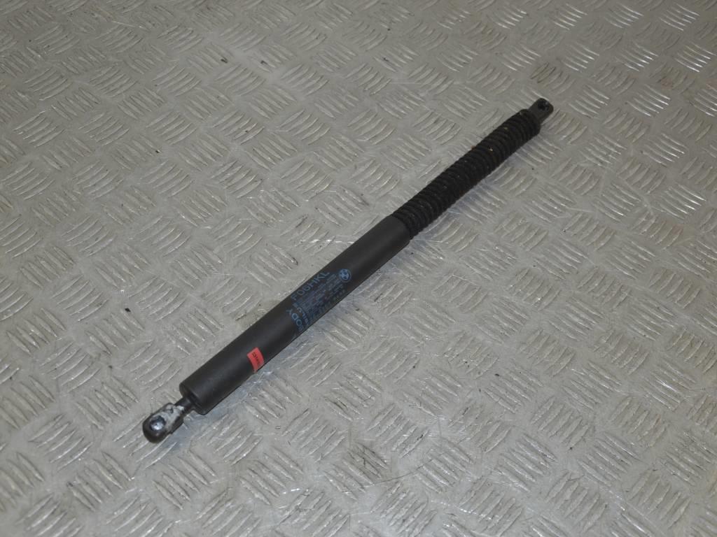 Амортизатор крышки багажника (3-5 двери)