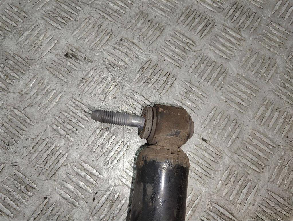 Амортизатор задний