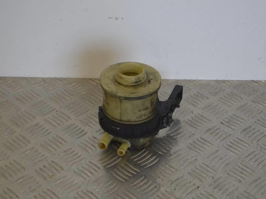 Бачок гидроусилителя