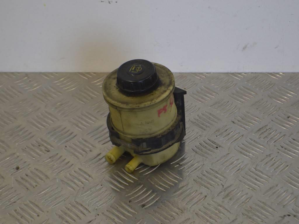 Бачок гидроусилителя