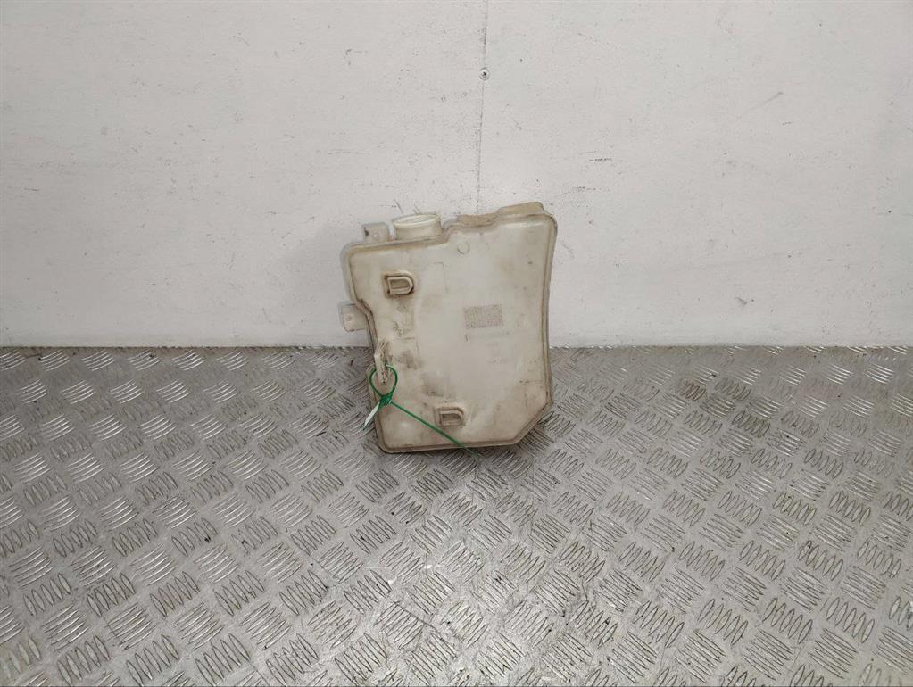 Бачок омывателя