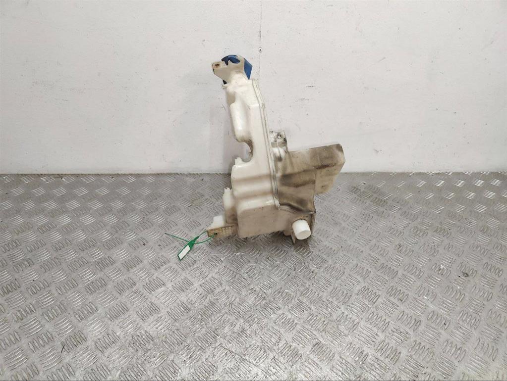 Бачок омывателя