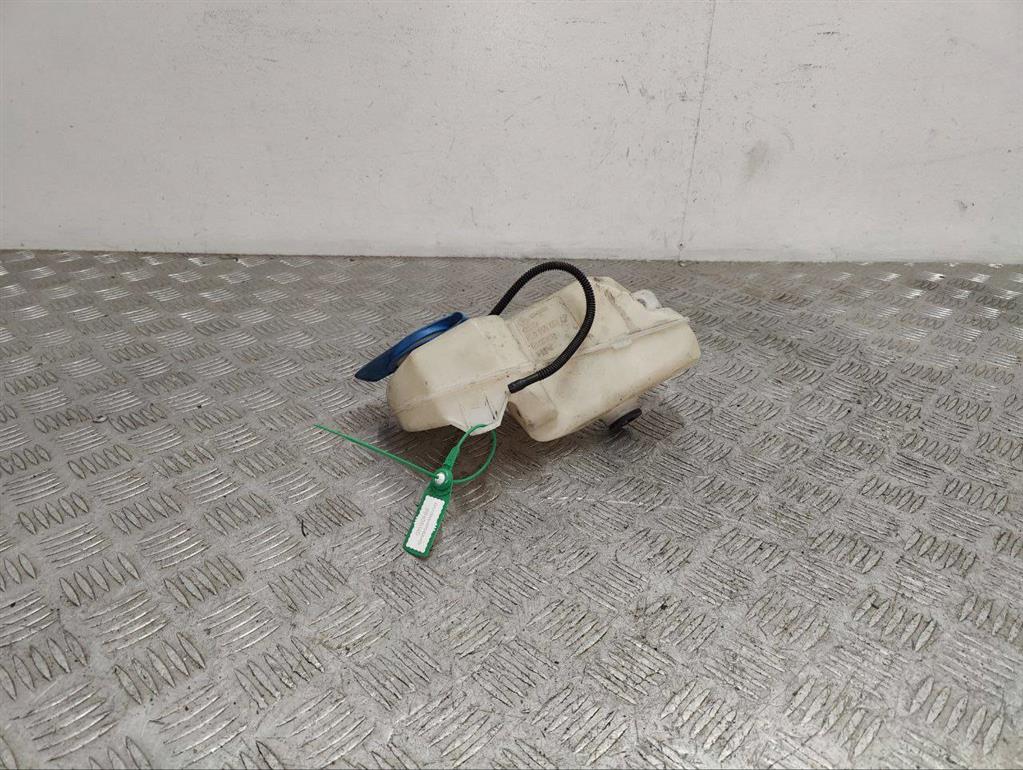 Бачок омывателя