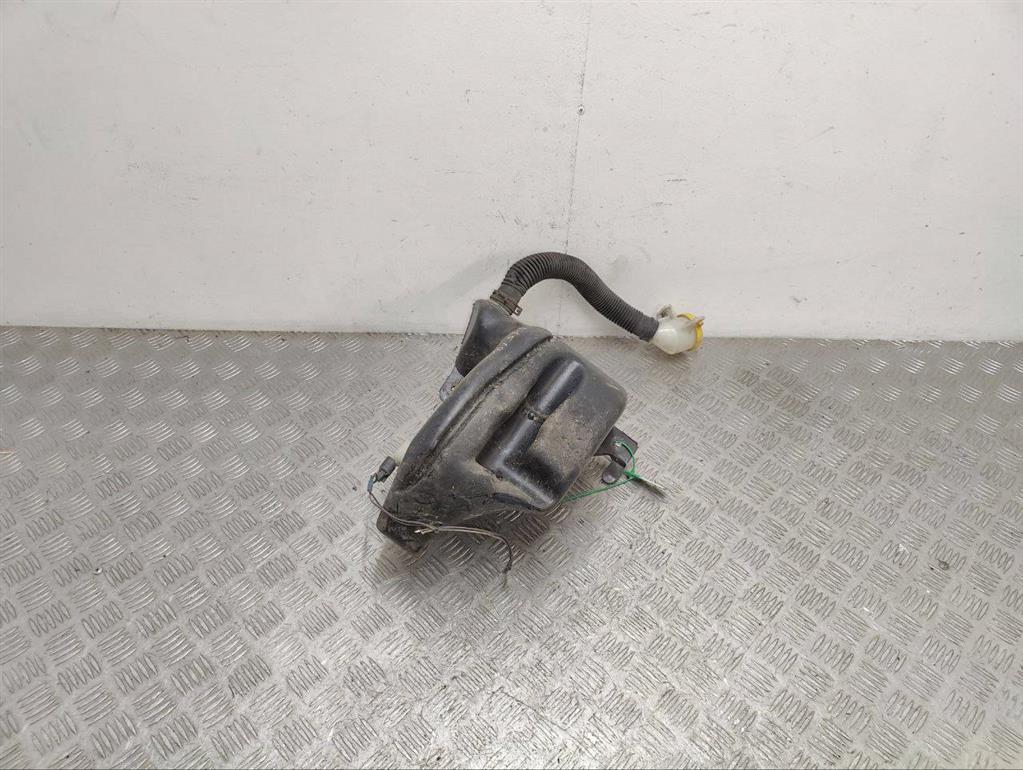 Бачок омывателя