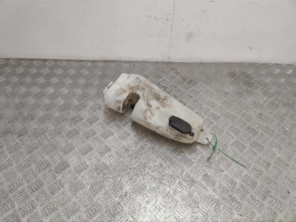 Бачок омывателя