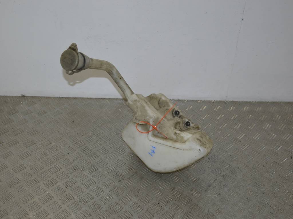 Бачок омывателя