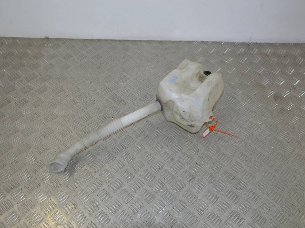 Бачок омывателя