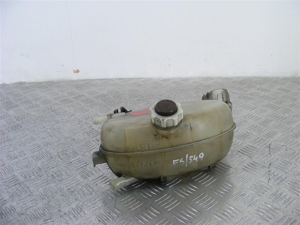 Бачок расширительный Renault Master 2 (1998-2010) 8200199170