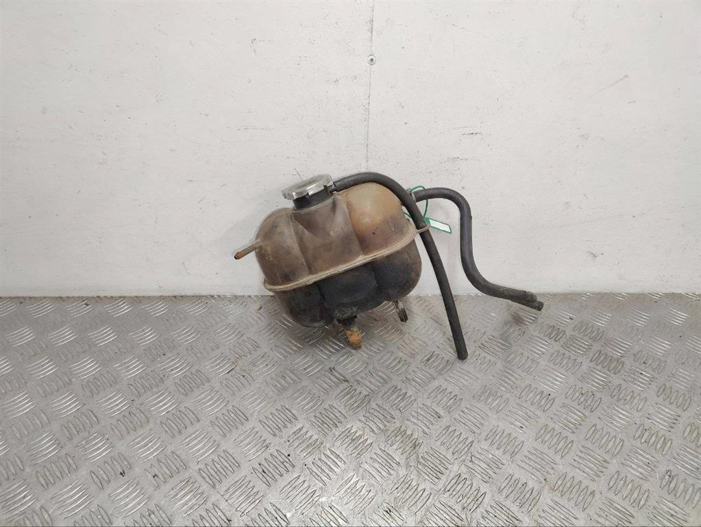 Бачок расширительный