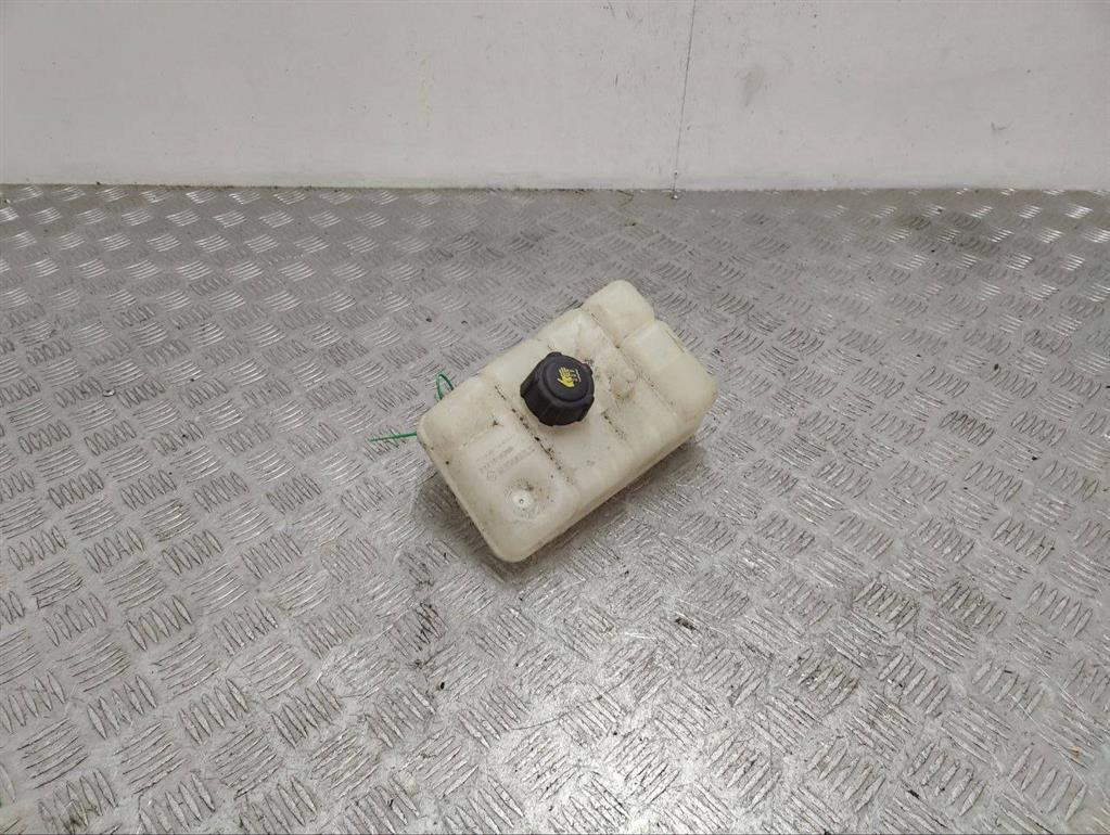 Бачок расширительный