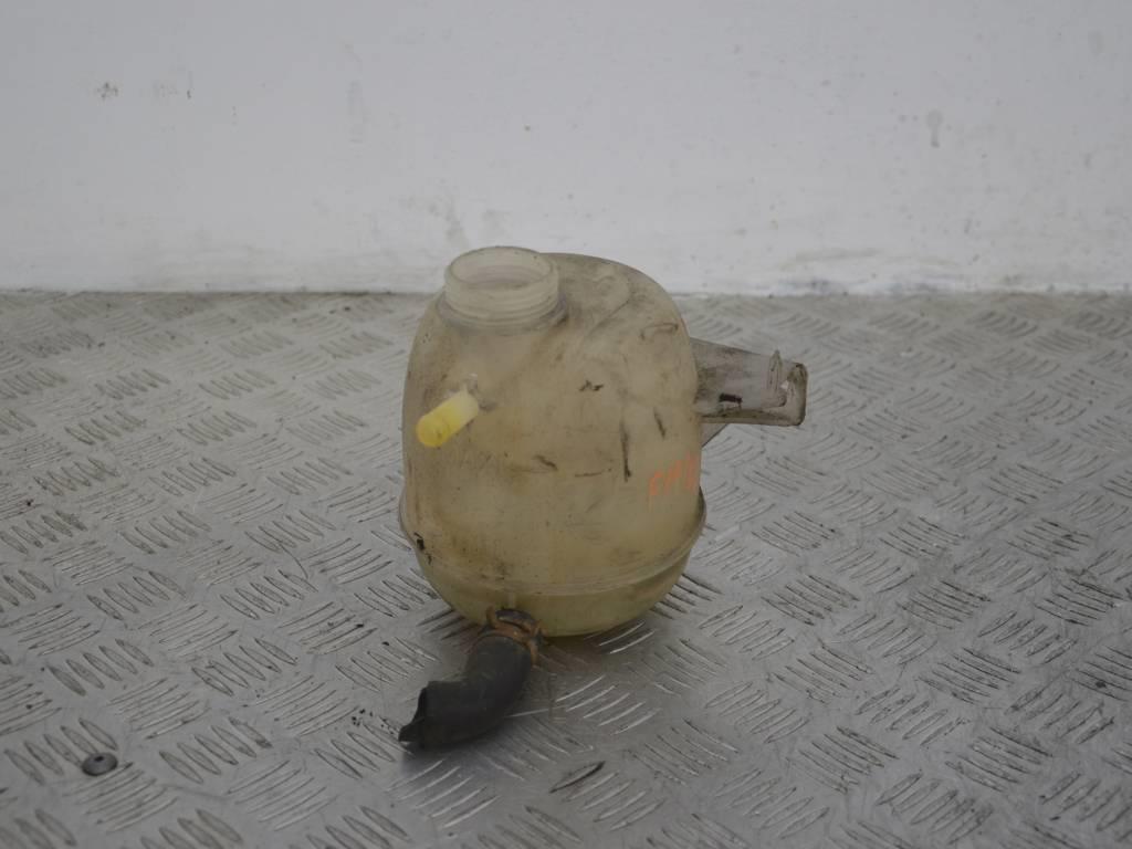 Бачок расширительный