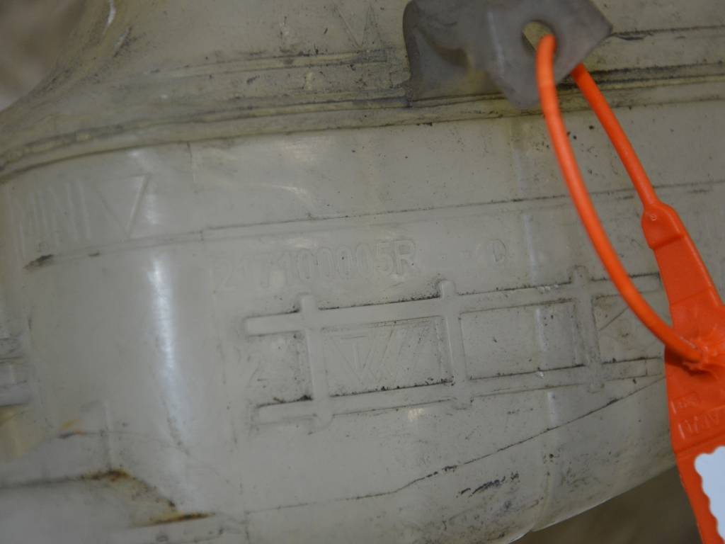 Бачок расширительный