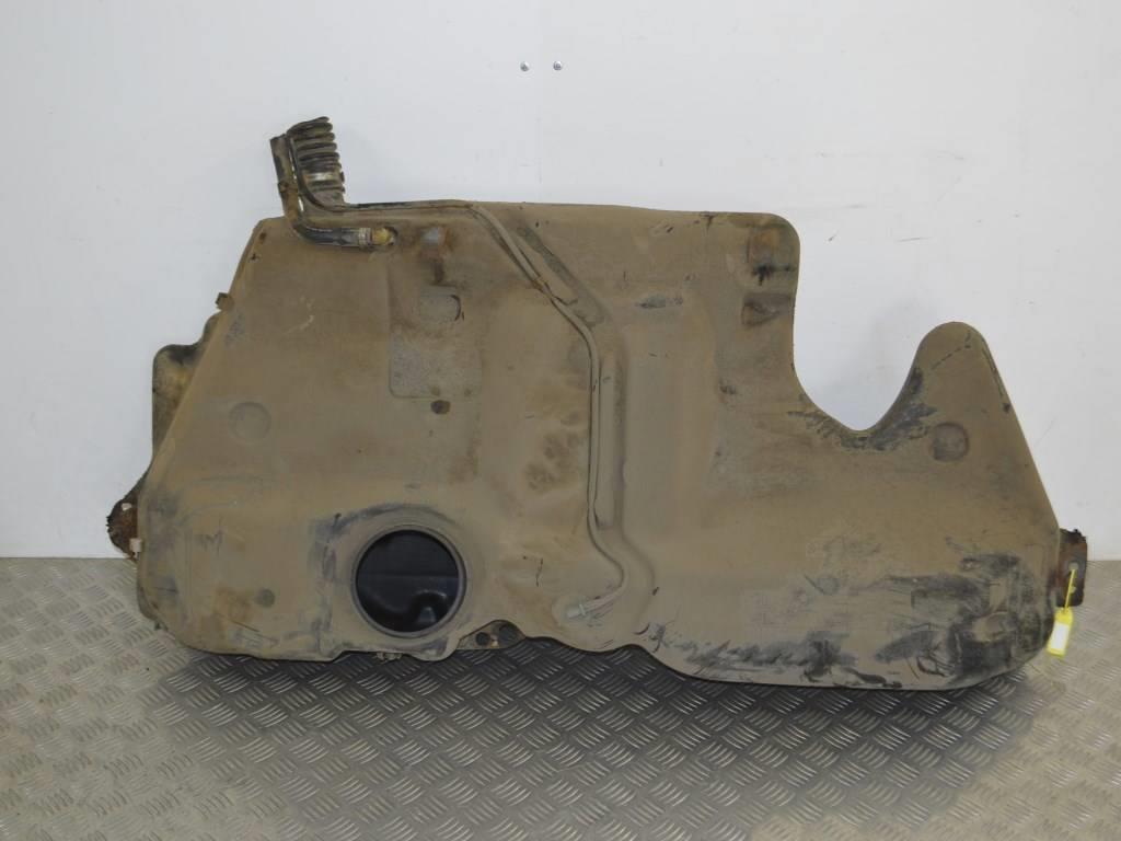 Бак топливный