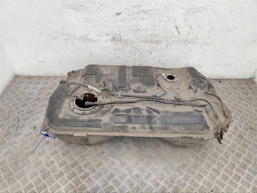 Бак топливный