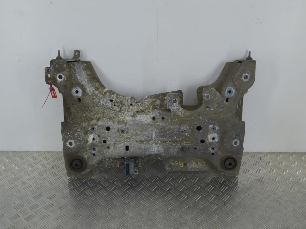 Балка подвески передняя (подрамник)