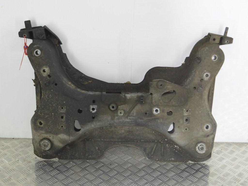 Балка подвески передняя (подрамник)