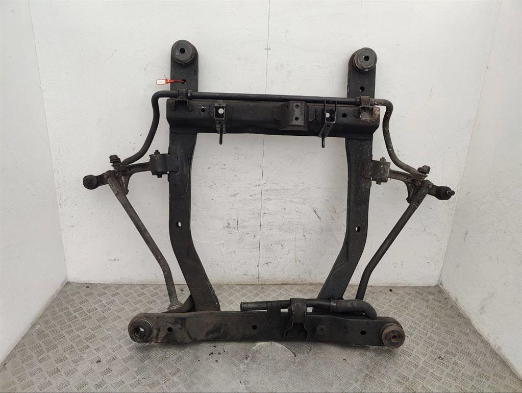 Балка подвески передняя (подрамник)