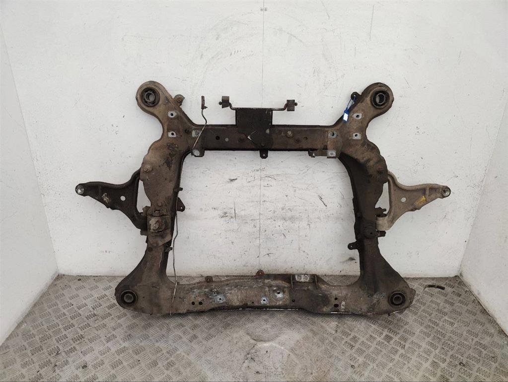 Балка подвески передняя (подрамник)