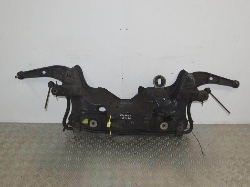 Балка подвески передняя (подрамник)