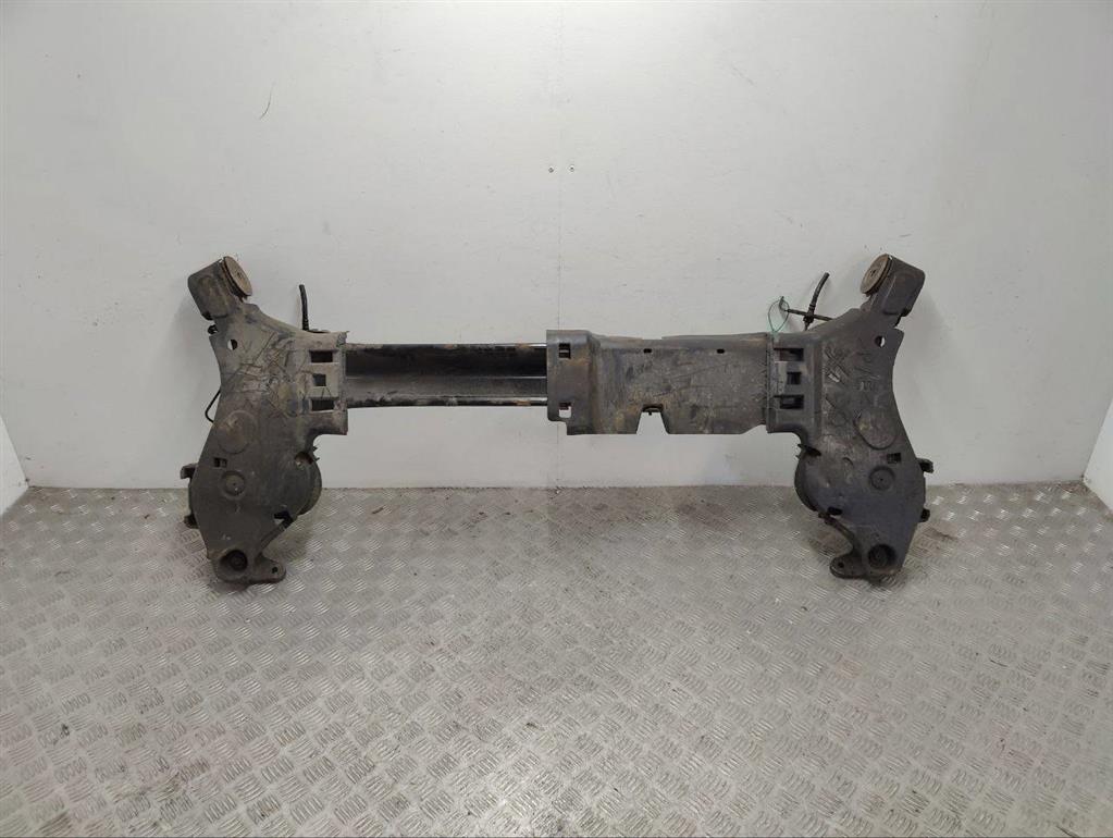 Балка подвески задняя