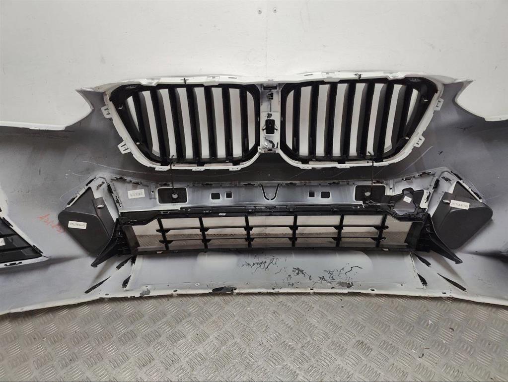 Бампер передний