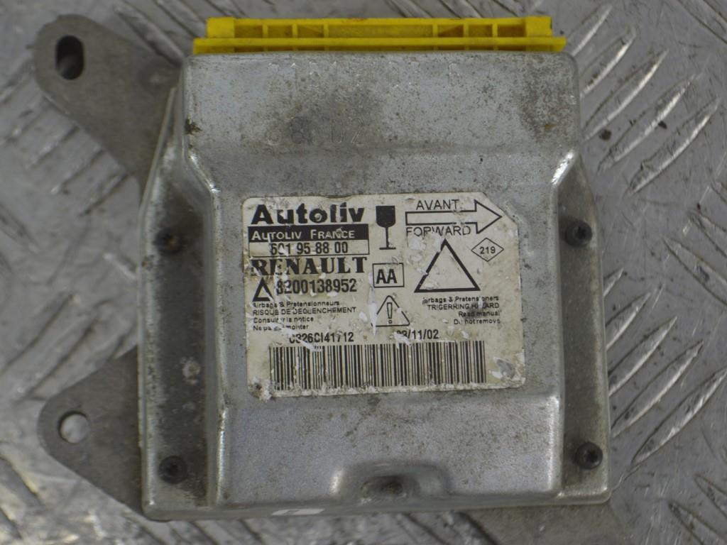 Блок AirBag Renault Laguna 2 (2001-2007) 8200138952
