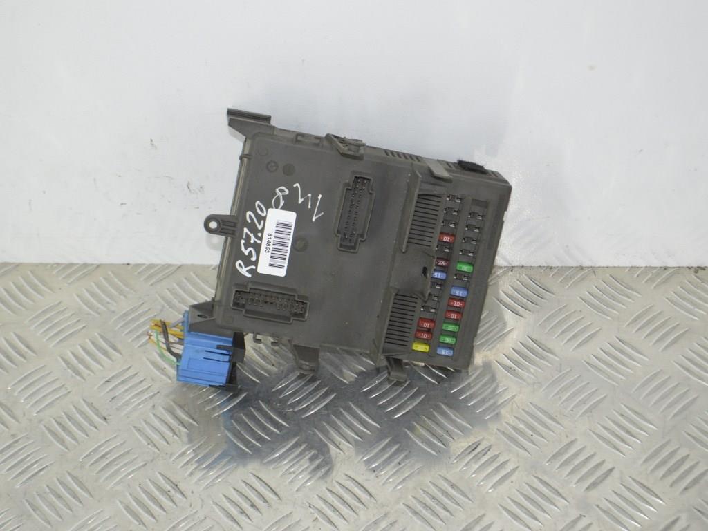 Блок предохранителей Renault Laguna 2 (2001-2007) 8200004201E, 8200283811