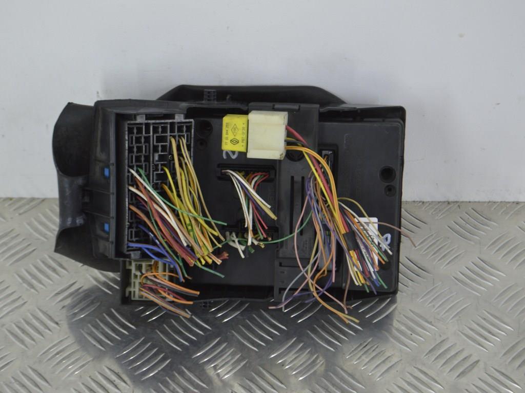 Блок предохранителей Renault Scenic 1 (1996-2003) 8200029342A, S108502610C