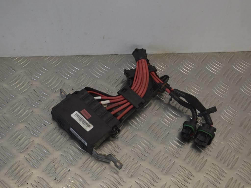 Блок предохранителей Renault Scenic 3 (2008-2015) 243170003R