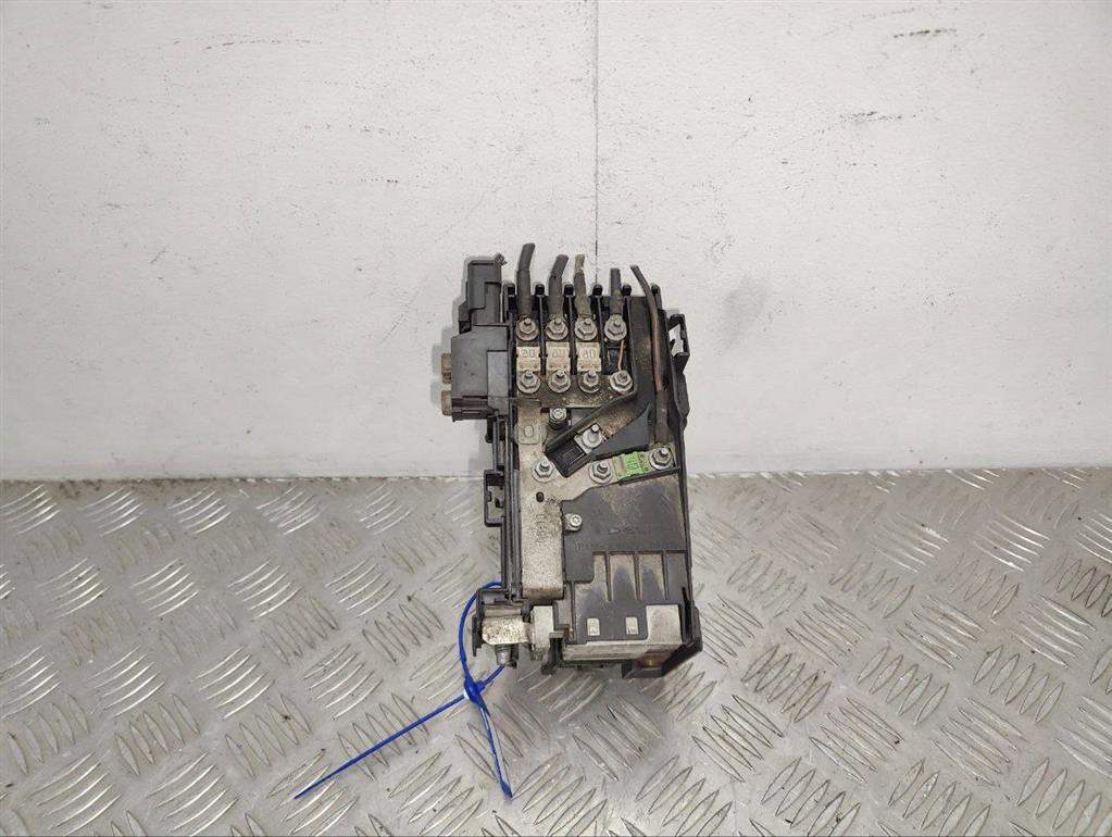 Блок предохранителей