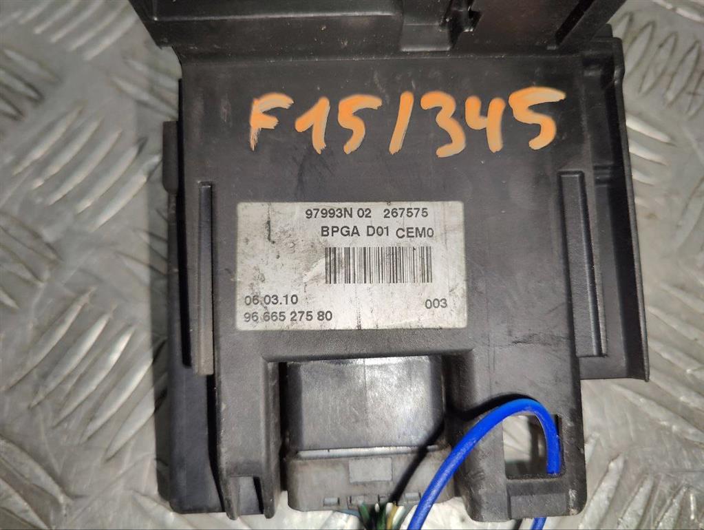 Блок предохранителей