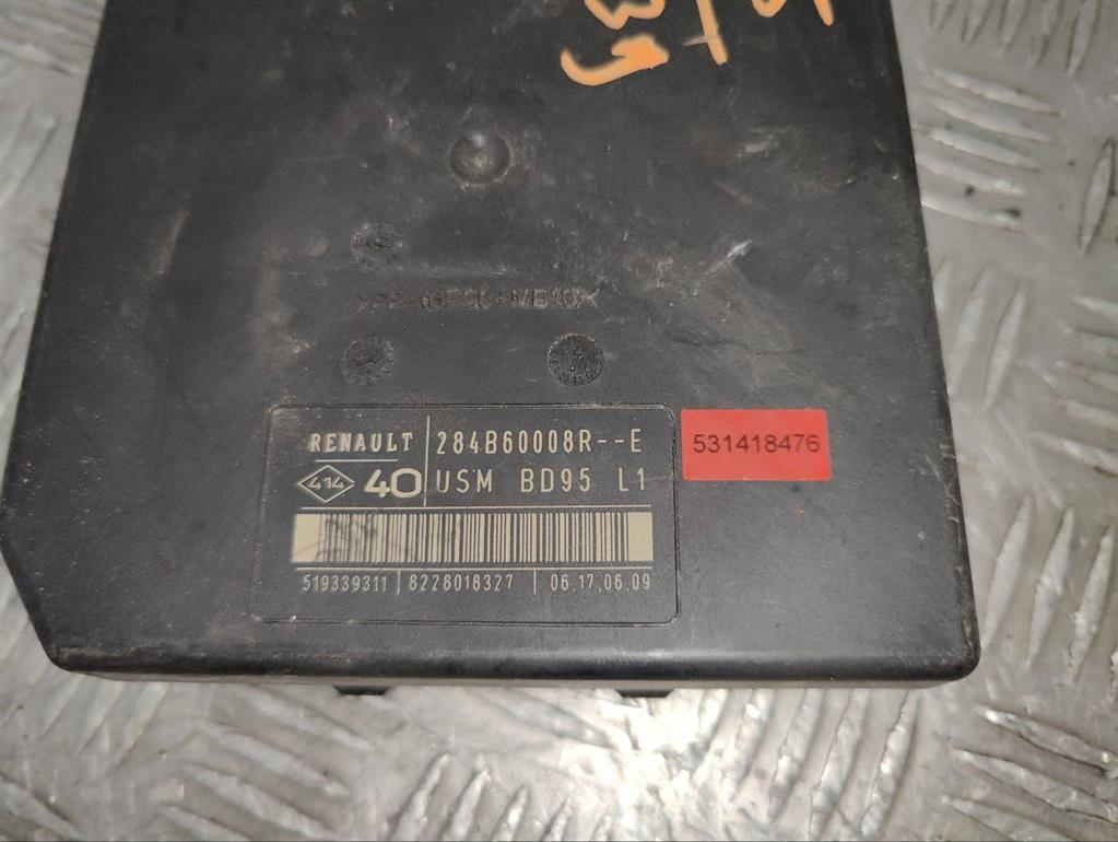 Блок предохранителей