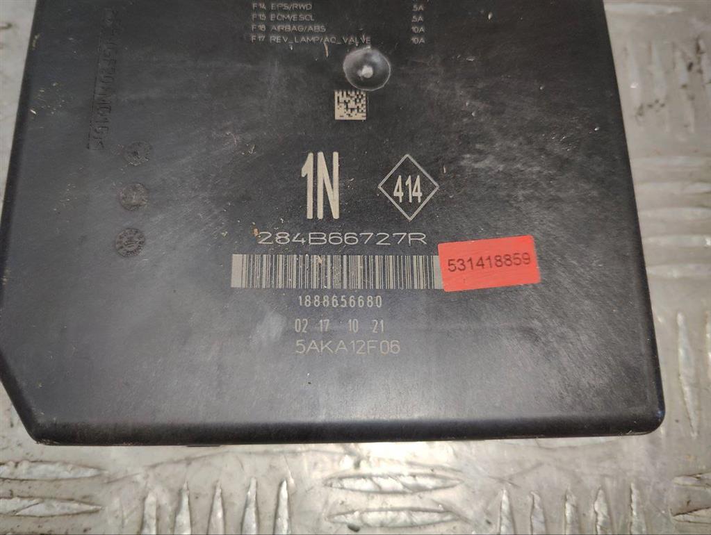 Блок предохранителей