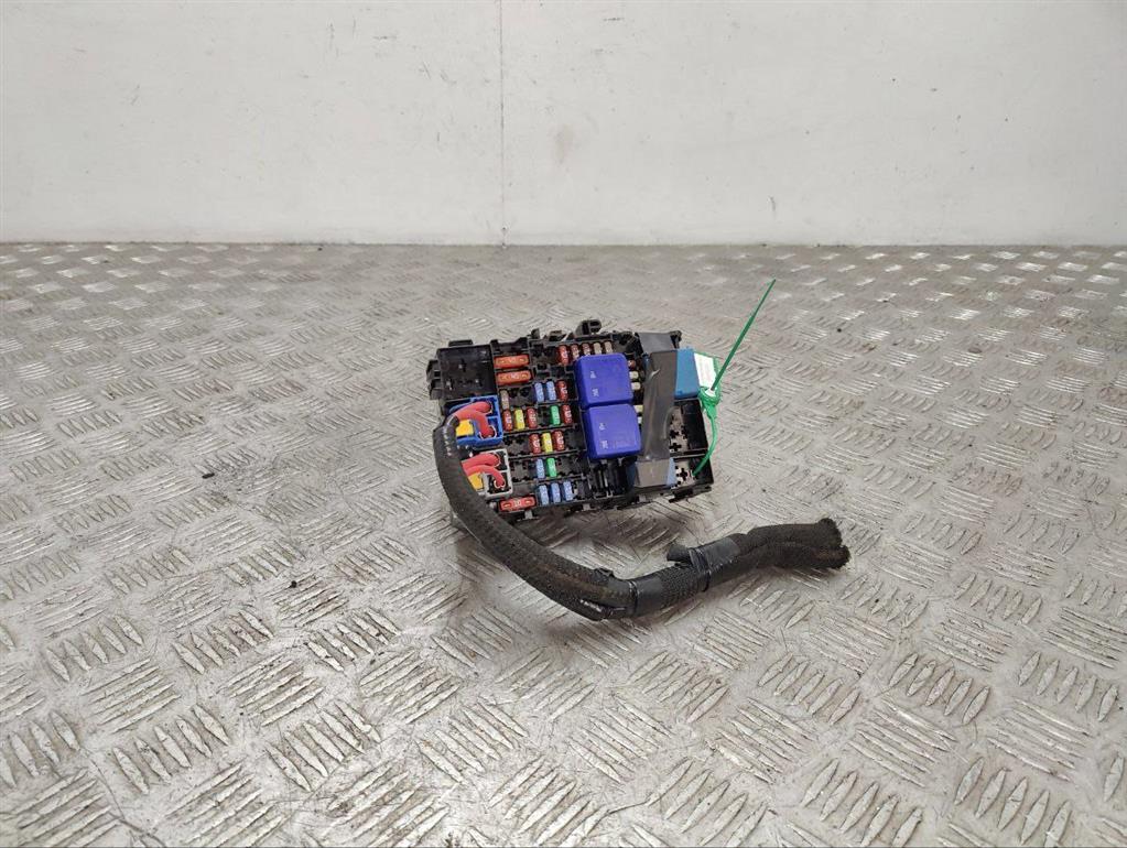 Блок предохранителей