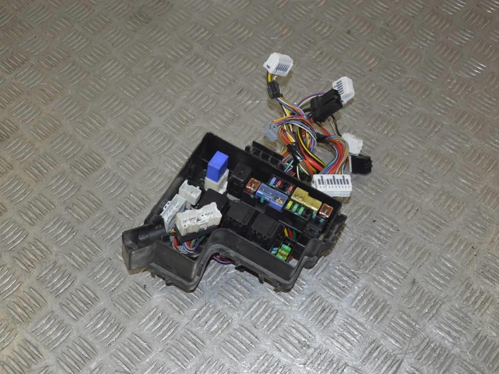 Блок предохранителей