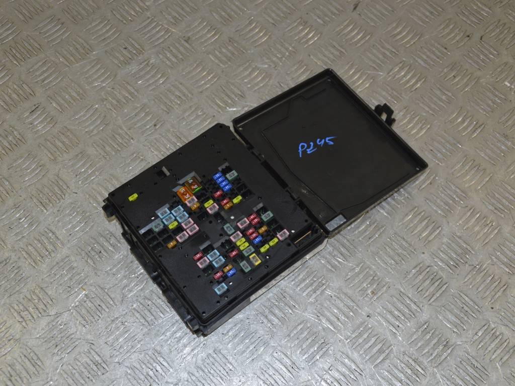 Блок предохранителей