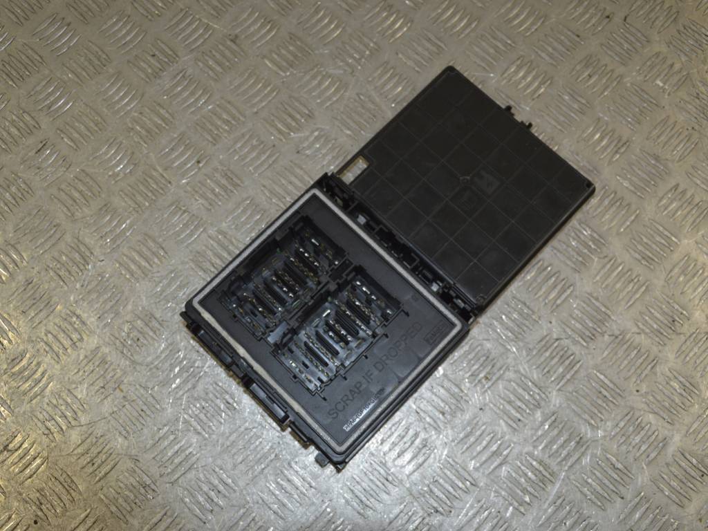 Блок предохранителей