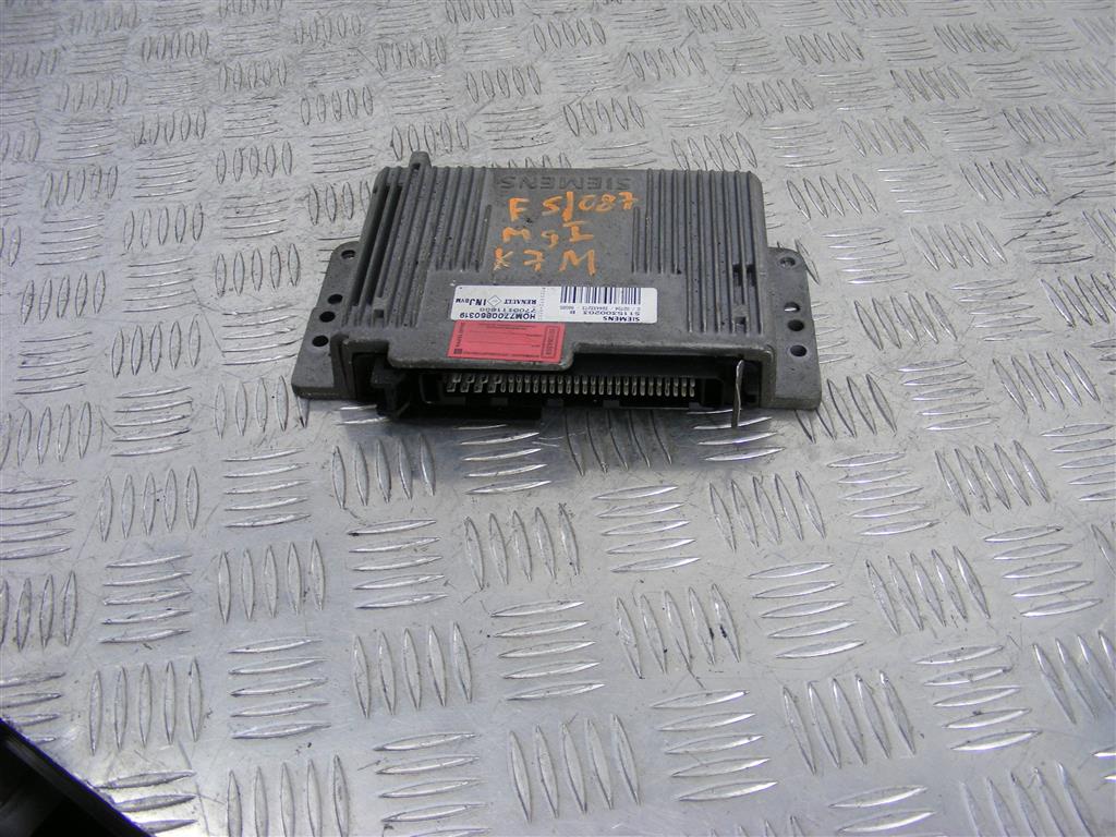 Блок управления двигателем