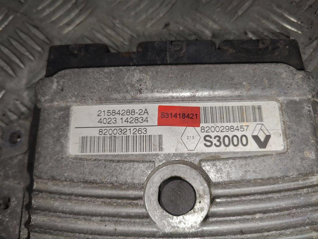 Блок управления двигателем