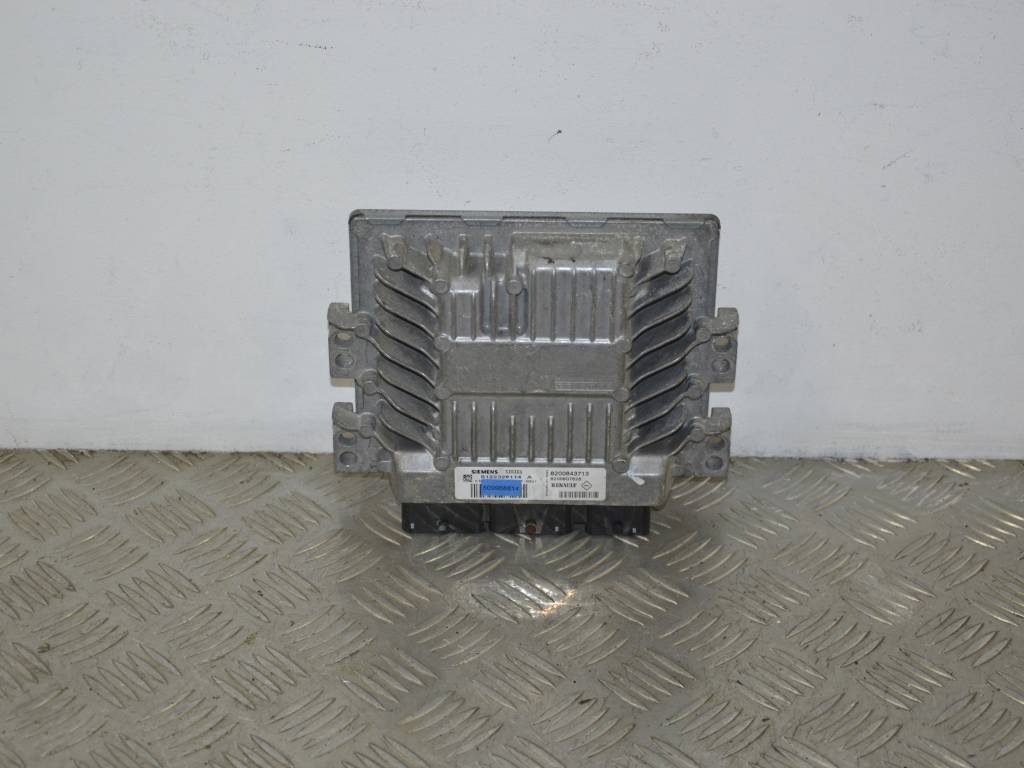 Блок управления двигателем