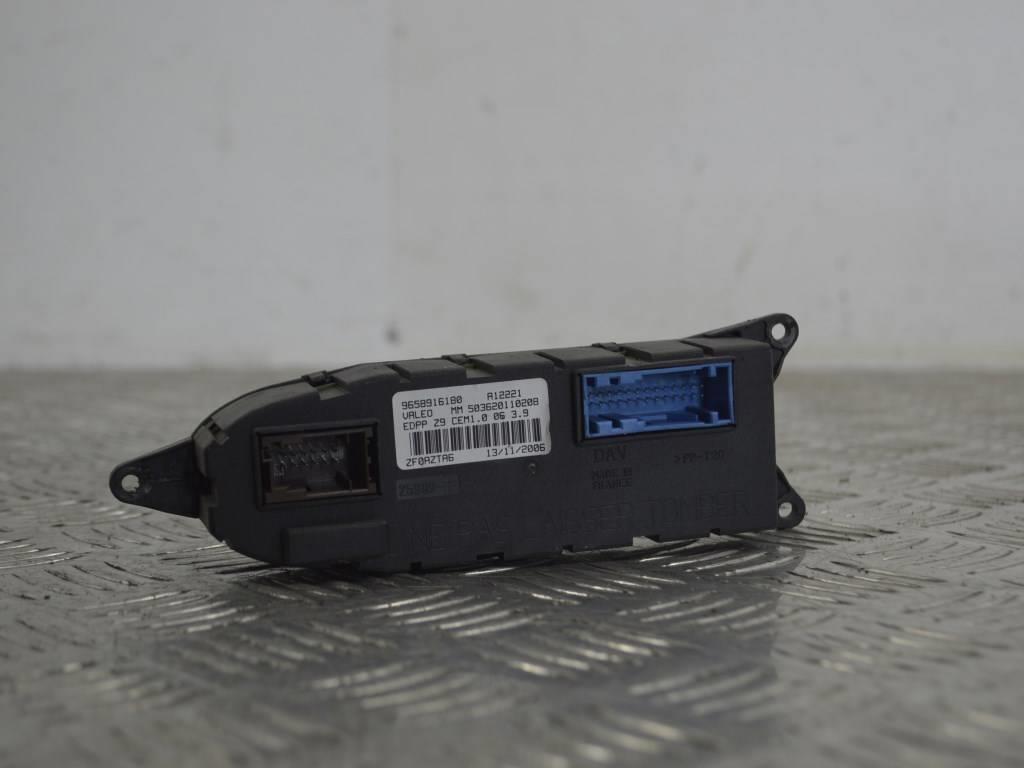 Блок управления стеклоподъемниками Peugeot 607 (2000-2009) 9658916180