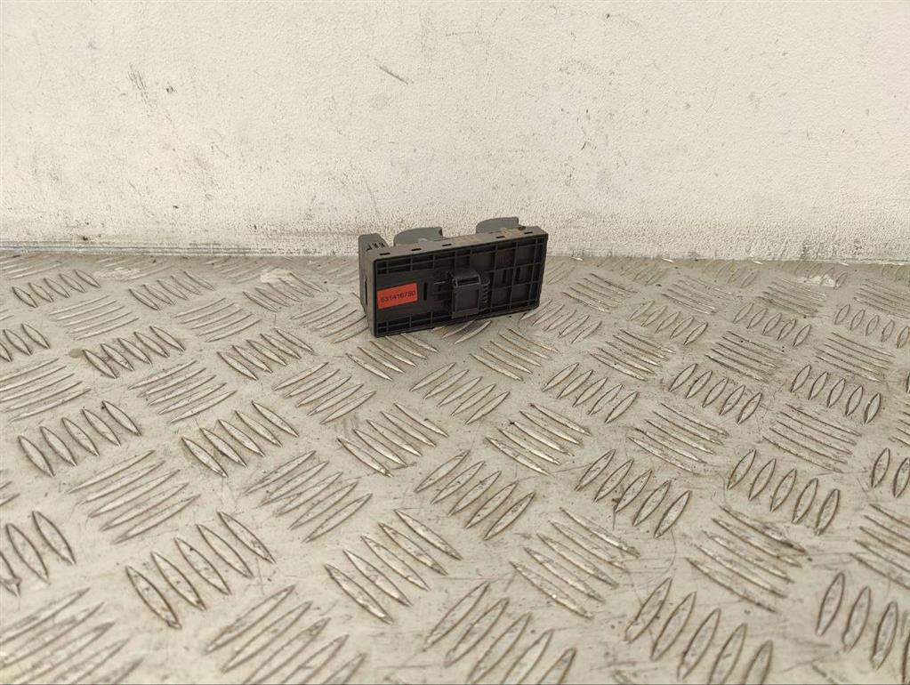 Блок управления стеклоподъемниками