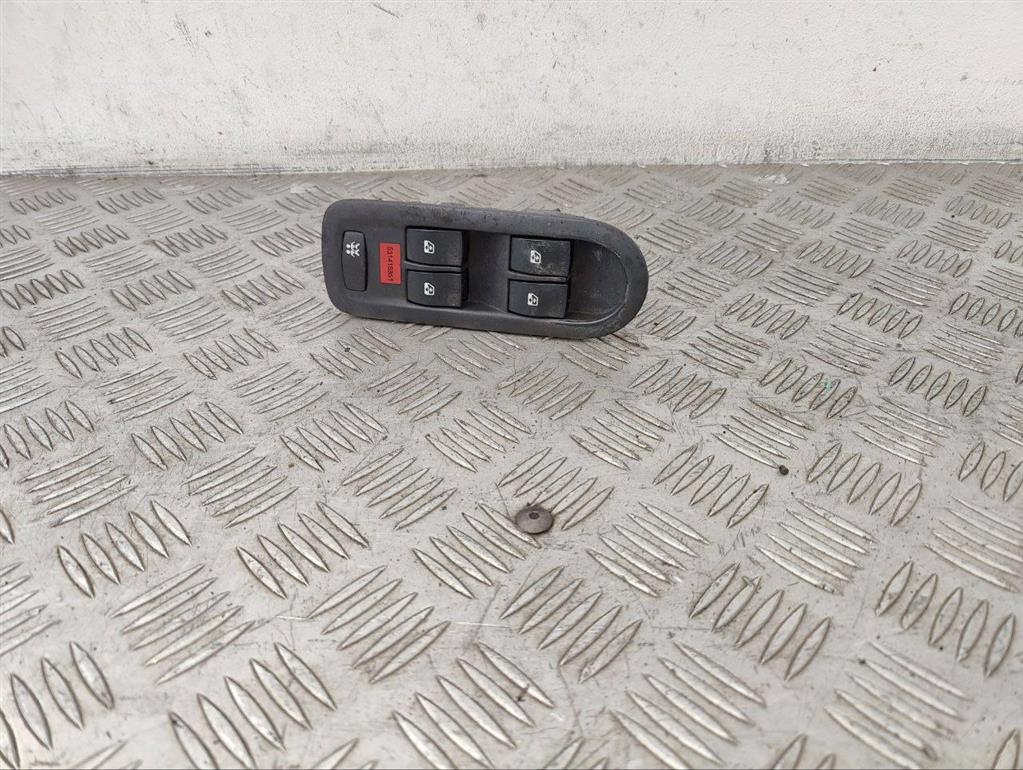 Блок управления стеклоподъемниками